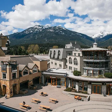 Carleton Lodge Whistler Exterior photo