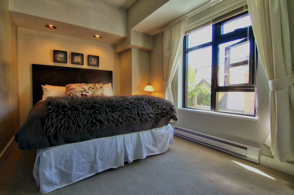 Carleton Aparthotel 4*
